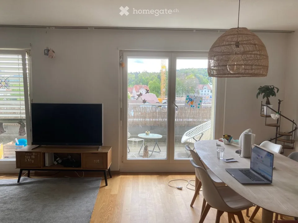 Mitbewohner/-in für möblierte Wohnung