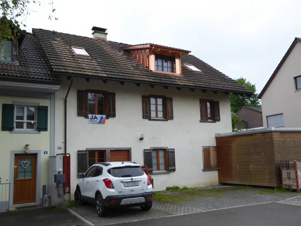 Gemütliche 2.5-Zimmer-Wohnung im alten Dorfkern von Wiesendangen