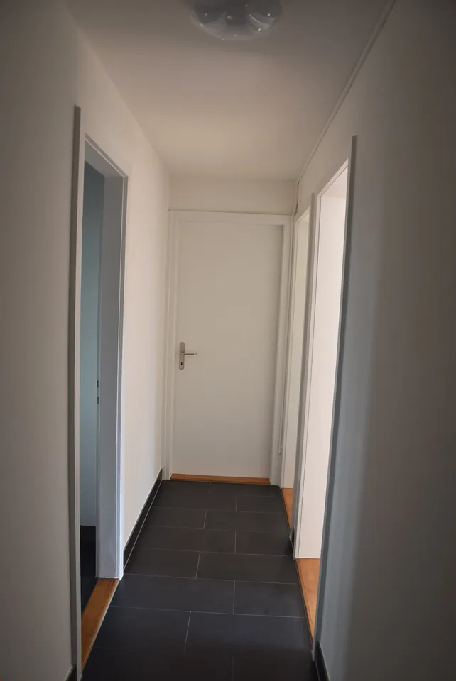 Appartement 4 pièces lumineux avec balcon à Worb – photo 11 sur 12