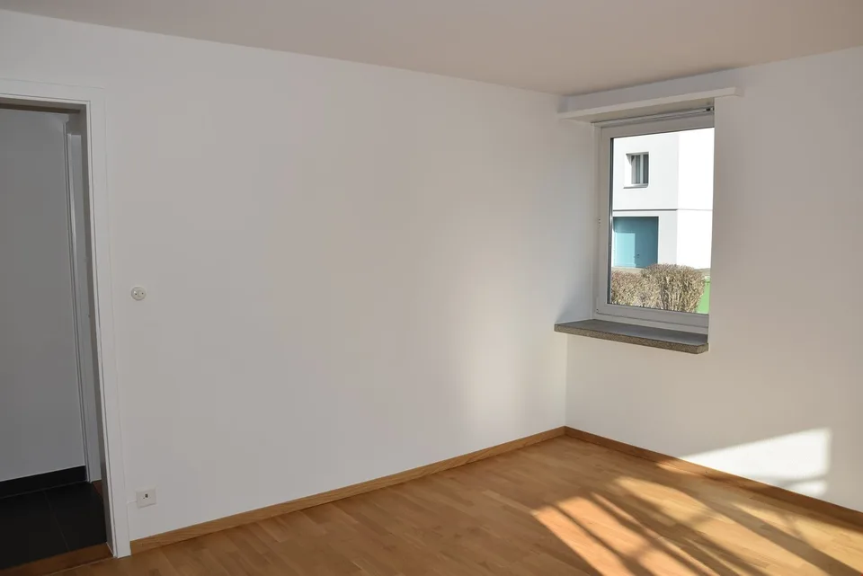 Bright 4-room apartment with balcony in Worb