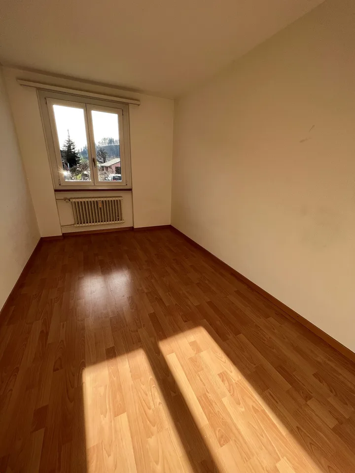 Appartement 4 pièces lumineux avec balcon à Worb – photo 9 sur 12