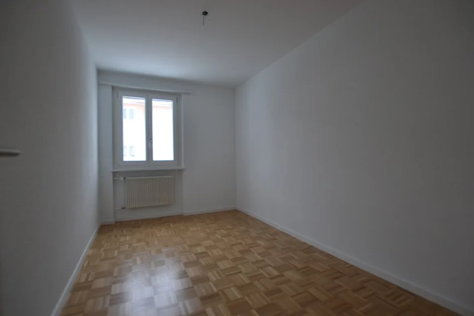Appartamento accogliente di 3 locali al piano terra con balcone a Strengelbach