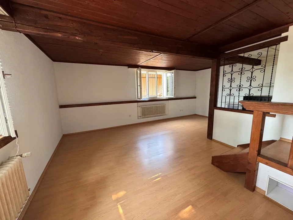 Studio dans une maison avec une atmosphère sympathique