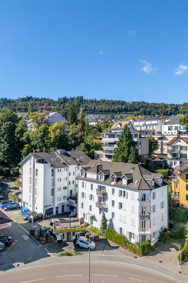 Zentrale 4.5 Zimmerwohnung in Horgen