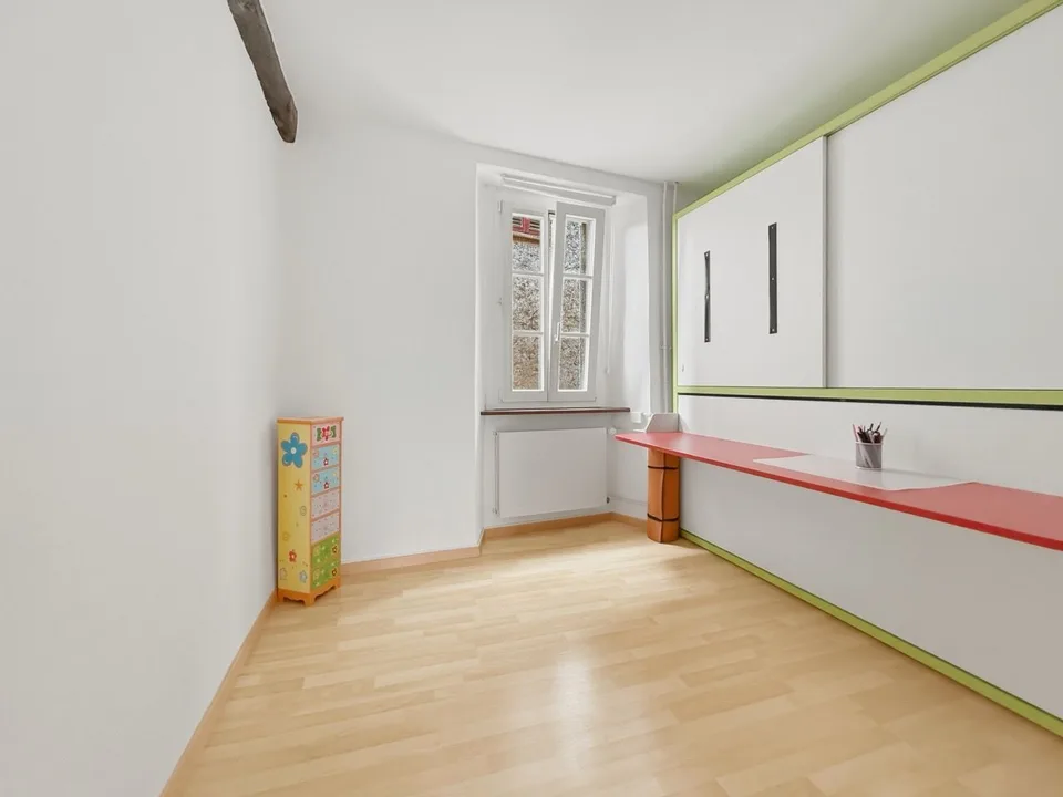Charmantes, teilmöbliertes Dorfhaus mit Garten zur Miete im Herzen von Fescoggia