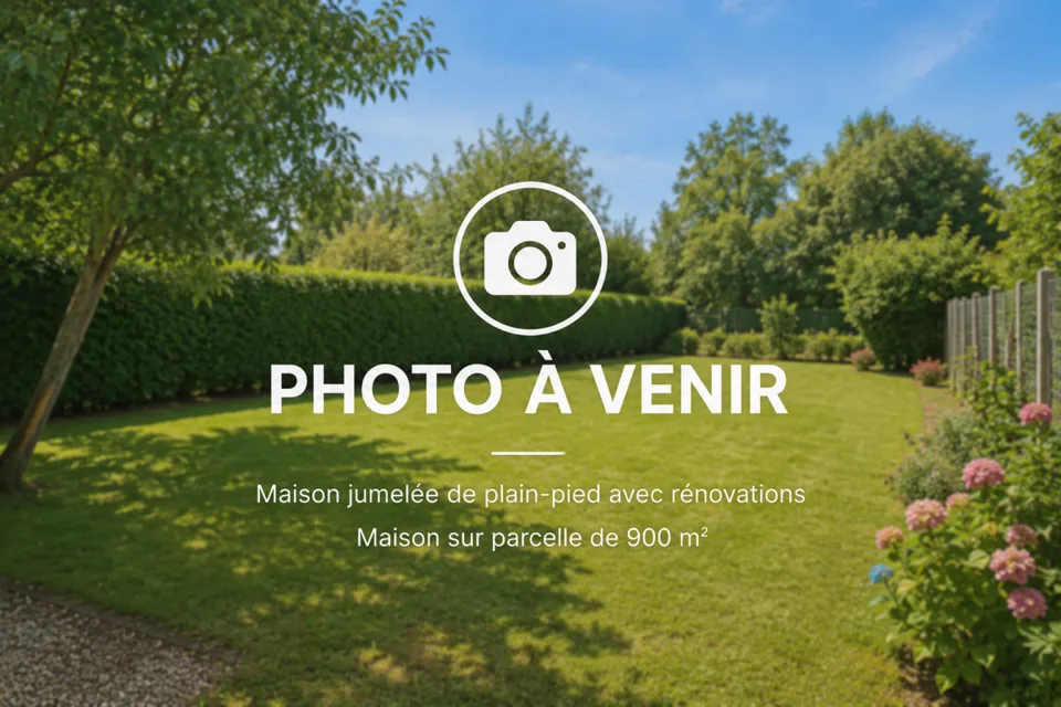 Maison jumelée par le garage sur belle parcelle