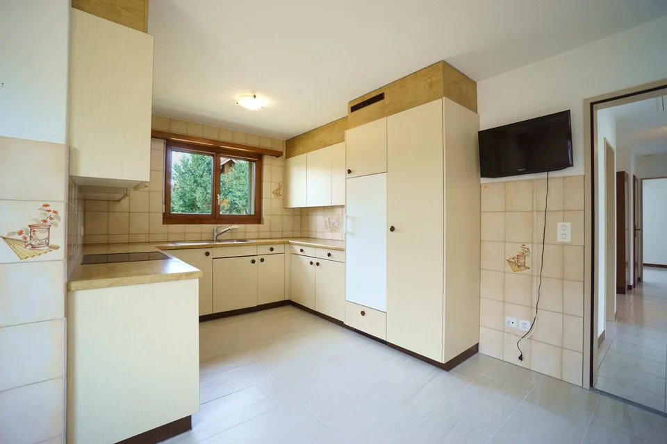 Freistehendes 5.5-Zimmer Einfamilienhaus mit vielseitigem Um- und Ausbaupotenzial – Foto 7 von 24