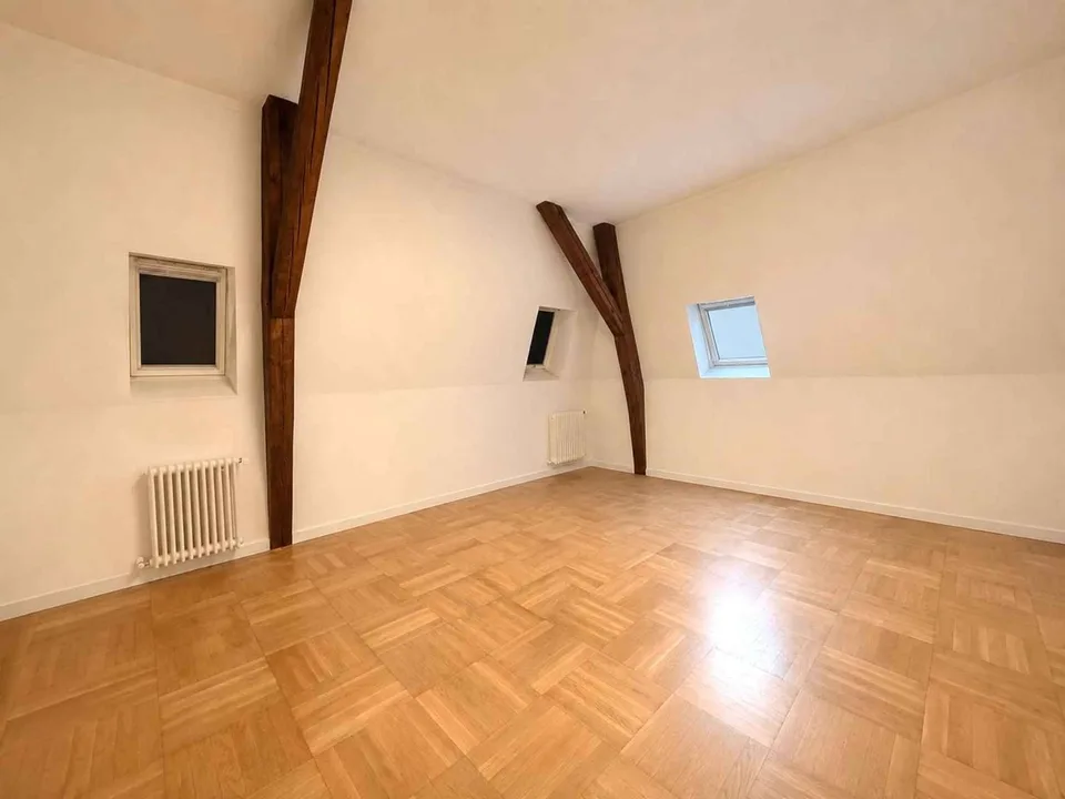 Charmanter 5,5-Zimmer-Wohnung im Herzen des Sous-Gare-Viertels in Lausanne