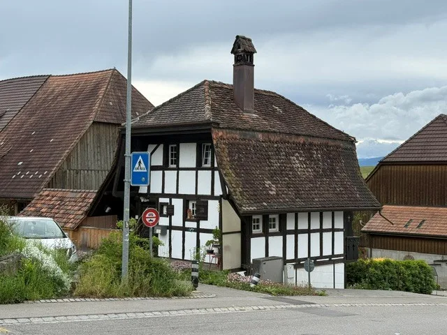 Charmante teilmöblierte 2-Zimmer-Maisonettewohnung in Kallnach