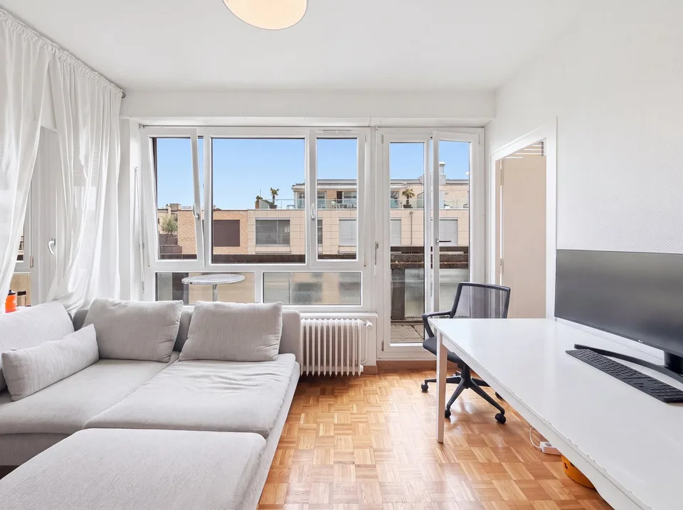 2 pezzi con ampio balcone - Ultimo piano - Hyper-centro di Ginevra