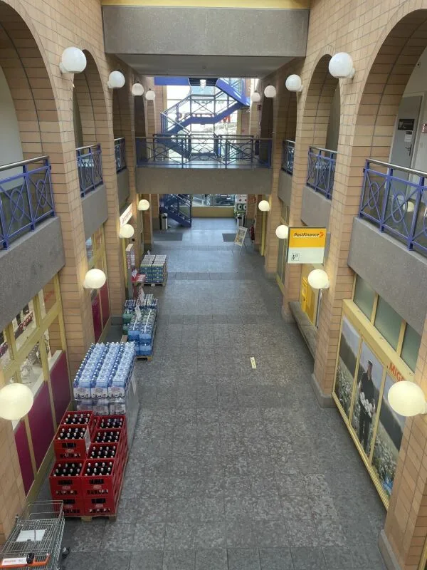 Bright commercial space in a central location
