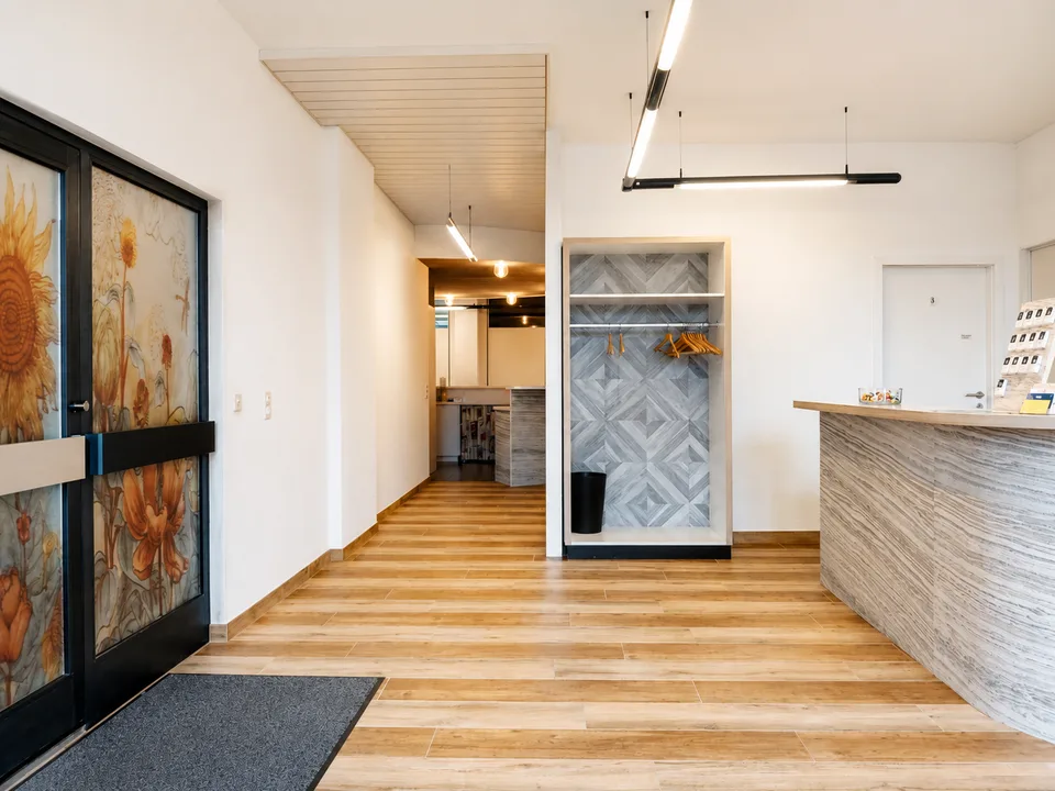 High-yield medical practice center in good location