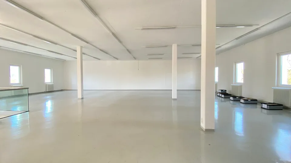 220 m² for office, showroom or service in Zuchwil with optimal highway access – photo 6 of 9
