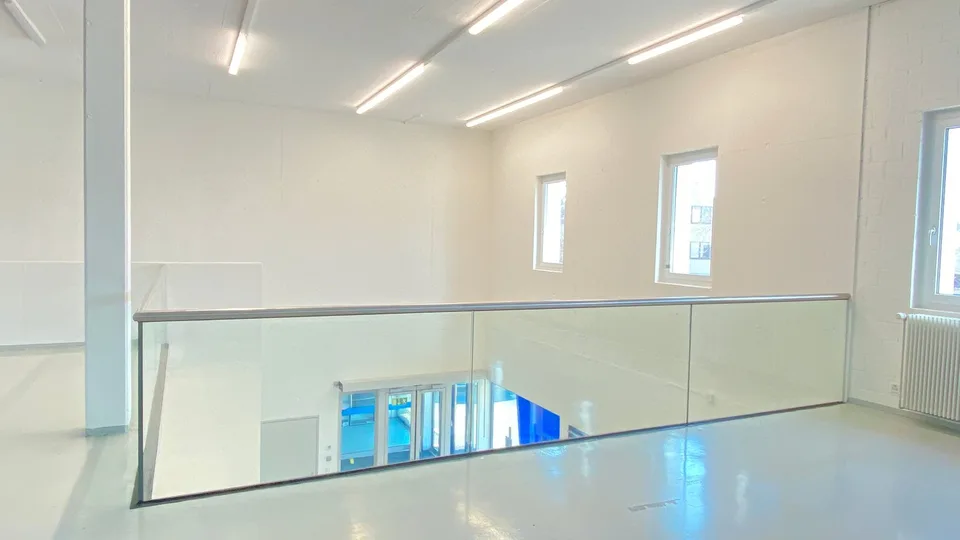 220 m² per ufficio, showroom o servizio a Zuchwil con collegamento autostradale ottimale