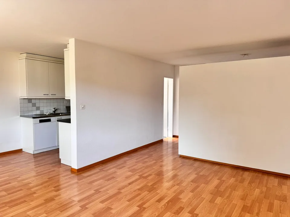 Bright 4.5-room apartment with balcony in Moosseedorf