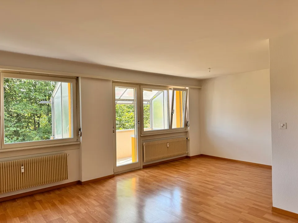 Helle 4.5-Zimmer-Wohnung mit Balkon in Moosseedorf
