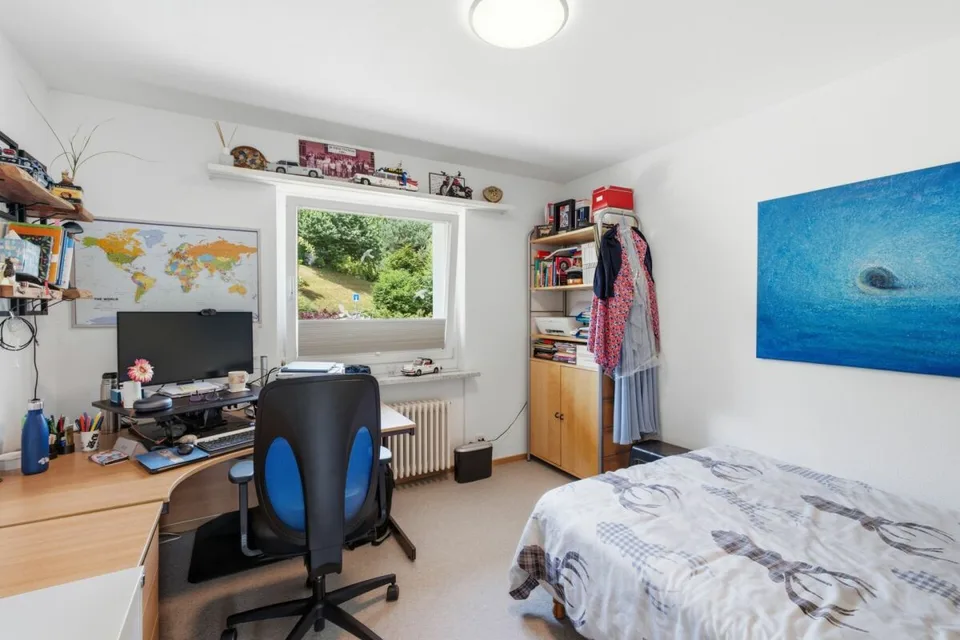 Casa unifamiliare di 5,5 locali, con giardino grande e doppio garage