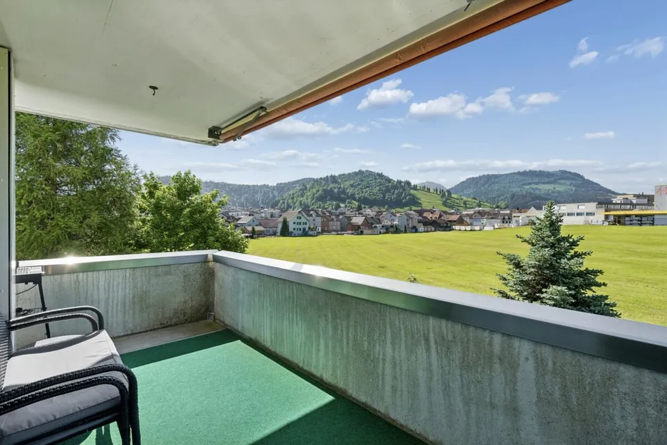 Appartement 4,5 pièces dans un emplacement central et idyllique – photo 10 sur 13