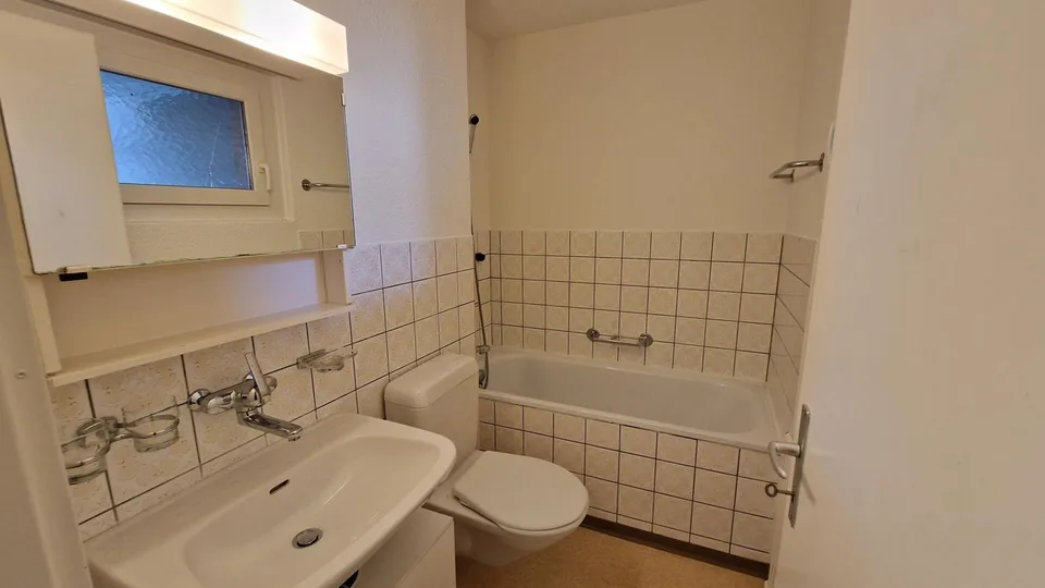 Appartamento accogliente di 1.5 locali con balcone a Oetwil an der Limmat