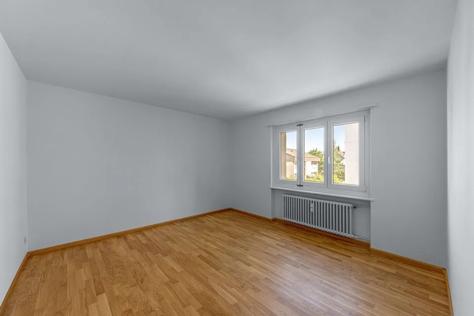 Super price-performance ratio near train station and village center