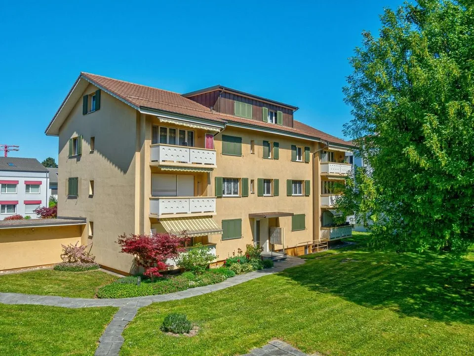 Super price-performance ratio near train station and village center