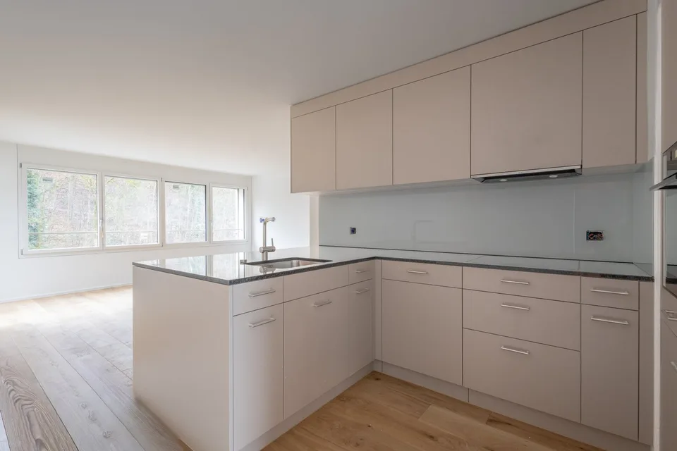 Modernes Wohnen im Dachgeschoss – Hochwertige 3.5-Zimmer-Neubauwohnung in Zürich-Seebach