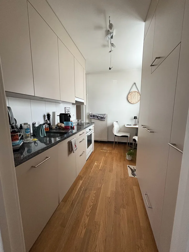 Appartement lumineux 4 pièces avec balcon à Ostermundigen