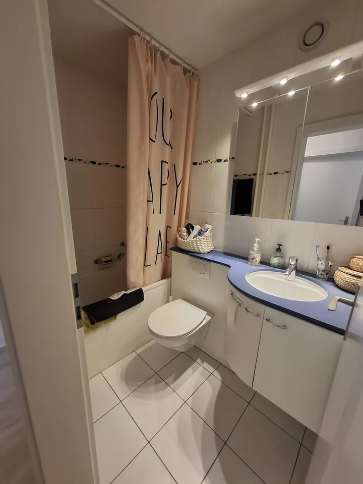 Helle 4.5-Zimmer-Wohnung mit Balkon in Rüfenacht BE