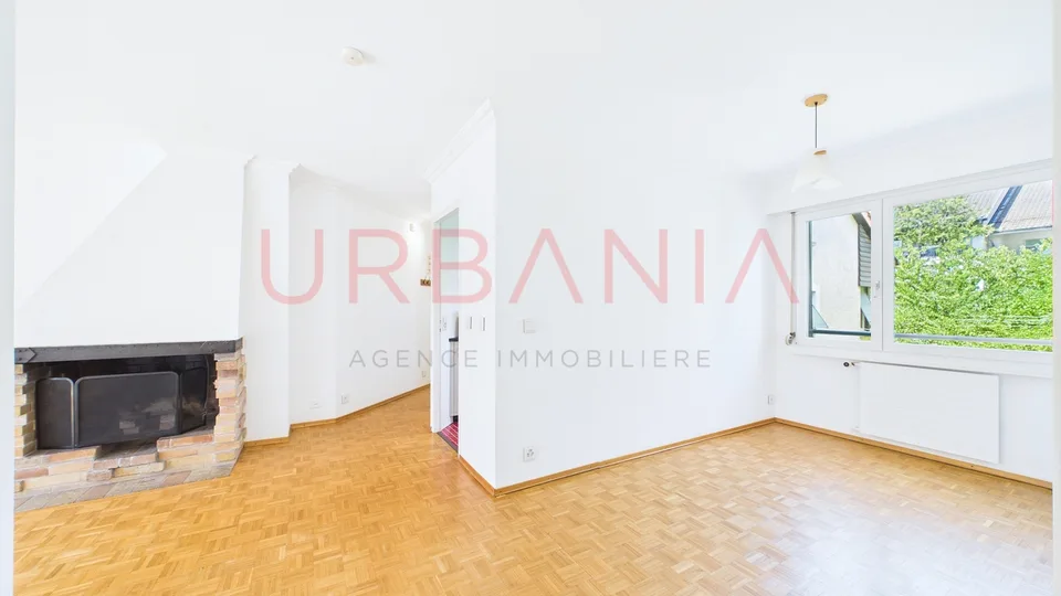 Bel appartement traversant au coeur du village