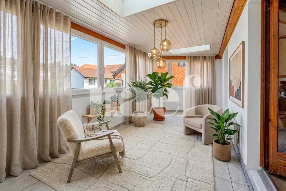 Maison villageoise jumelle de 4.5 pièces avec véranda et jardin à vendre à Granges-Marnand