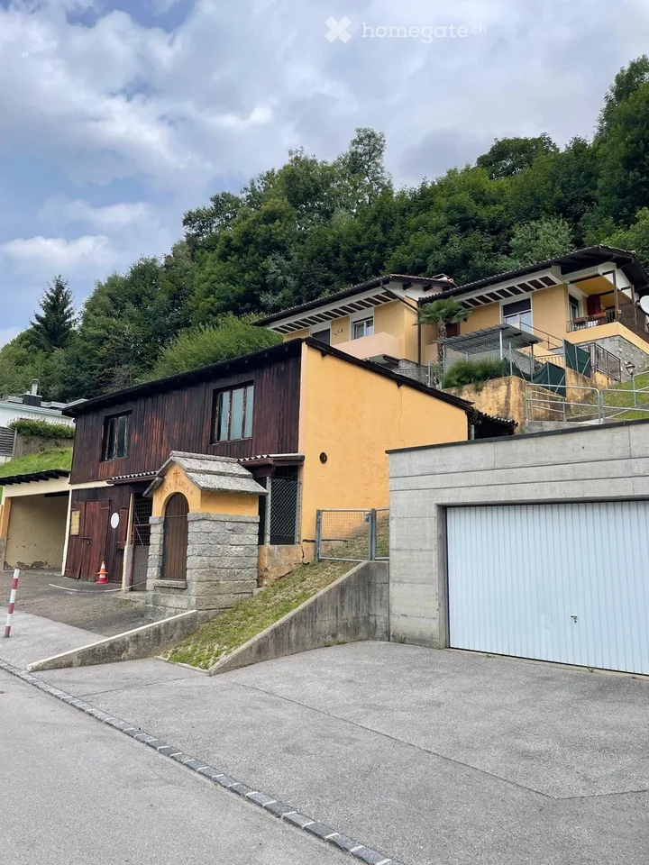 STUPENDA CASA CON VISTA A BOGNO