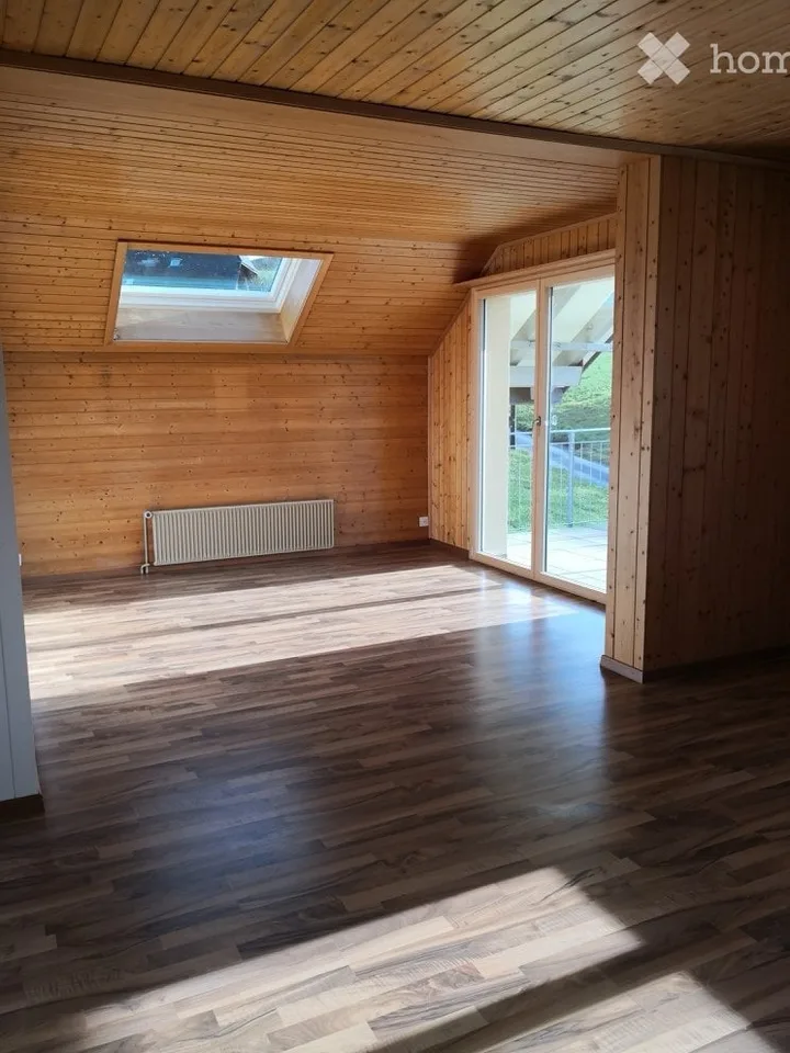 4,5 locali abitativi nel verde con balcone e loggia