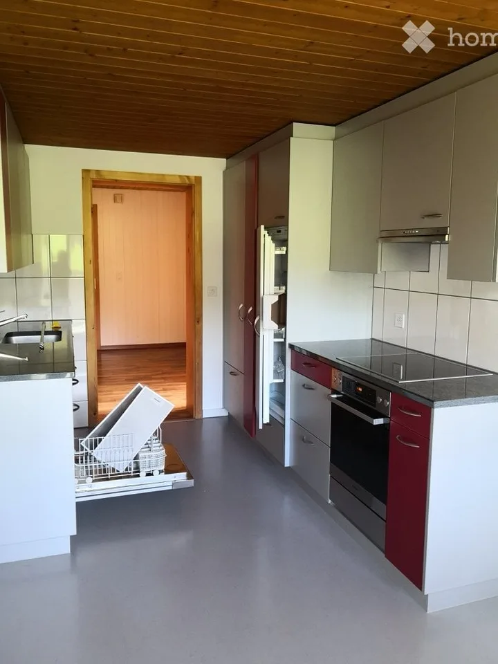 4,5 locali abitativi nel verde con balcone e loggia