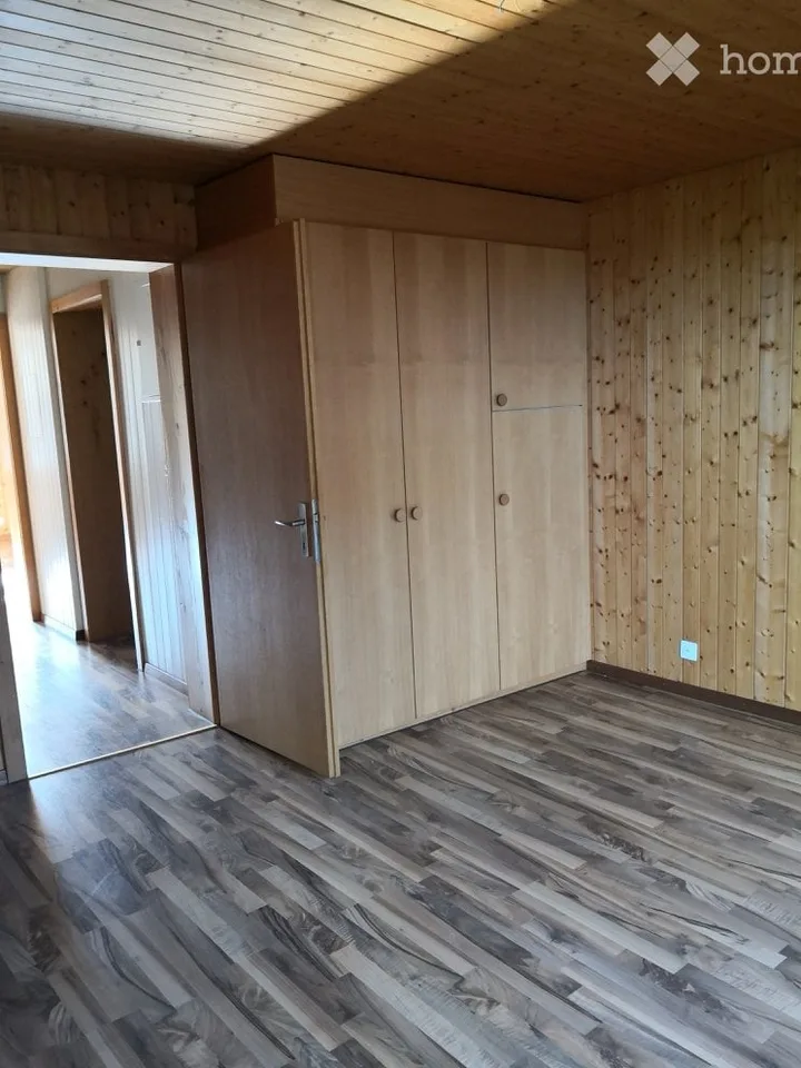 4.5 Zi wohnen im Grünen mit Balkon und Loggia