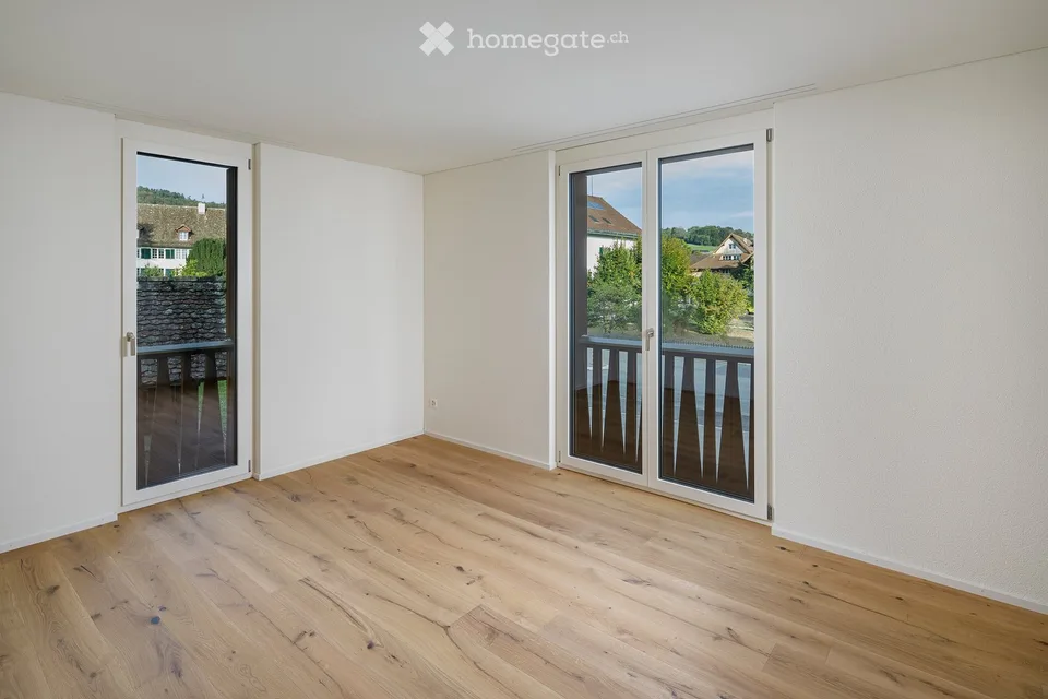 Ampio appartamento di 5,5 locali nel centro del villaggio di Mettmenstetten – foto 8 di 12