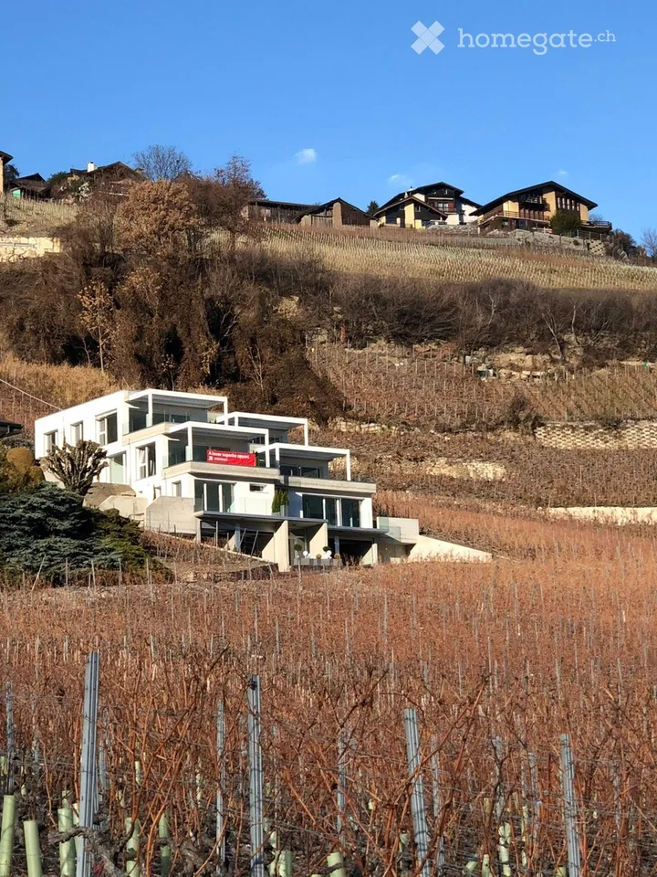 Appartement moderne de 3 pièces à louer à Sierre / Noes