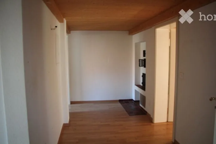 Helle 2.5-Zimmer-Wohnung in Oberwil b. Zug – sofort verfügbar