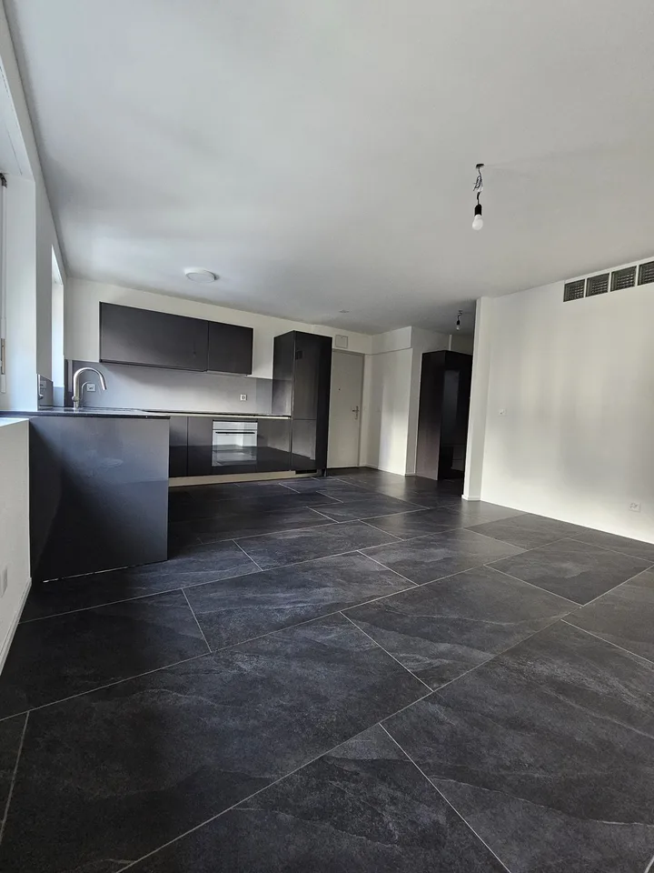 Rent a 30m² commercial in Zürich