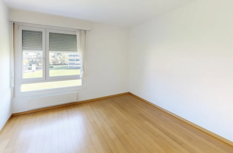 Over CHF 2,000.- monthly net cash flow: Fully rented 4.5-room apartment with 5% gross return (building right)