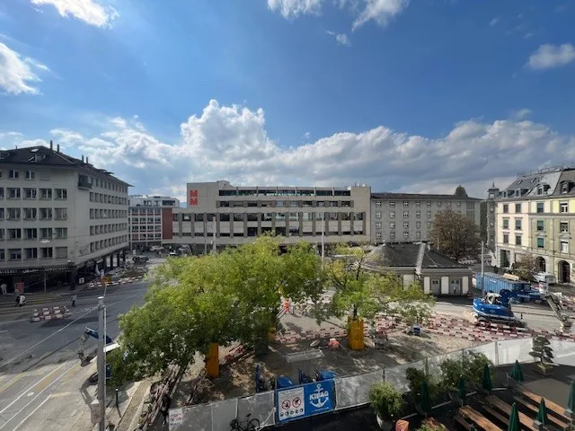 Ready-to-move-in modern offices at Kreuzplatz - with parking spaces