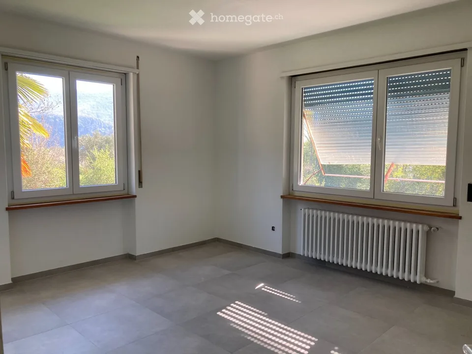 Wohnung in Doppelhaushälfte, mit exklusivem Garten