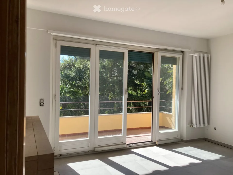 Wohnung in Doppelhaushälfte, mit exklusivem Garten