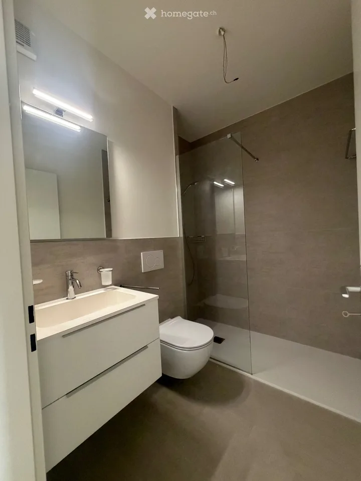 Miete von einer 2.5-Zimmer-Wohnung mit Garten, renoviert