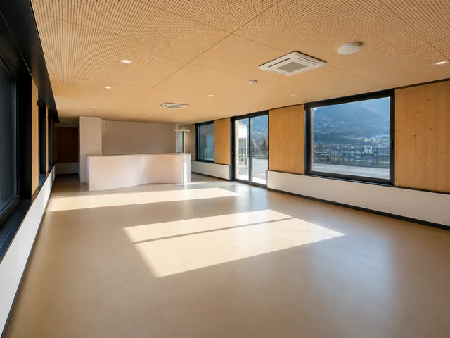 Lamone: 1-room office