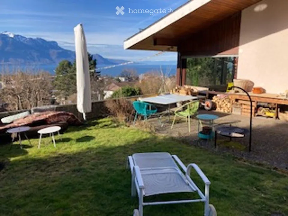 3 x 1 chambres à louer pour une courte durée dans villa
