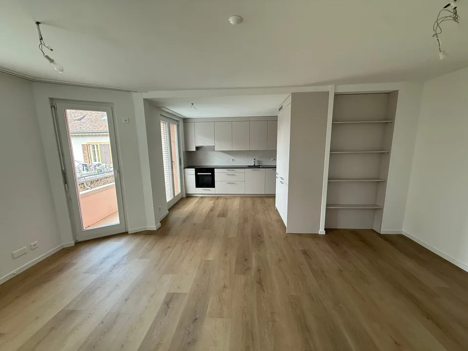 Charmant appartement de 2,5 pièces à Neuchâtel – disponible immédiatement
