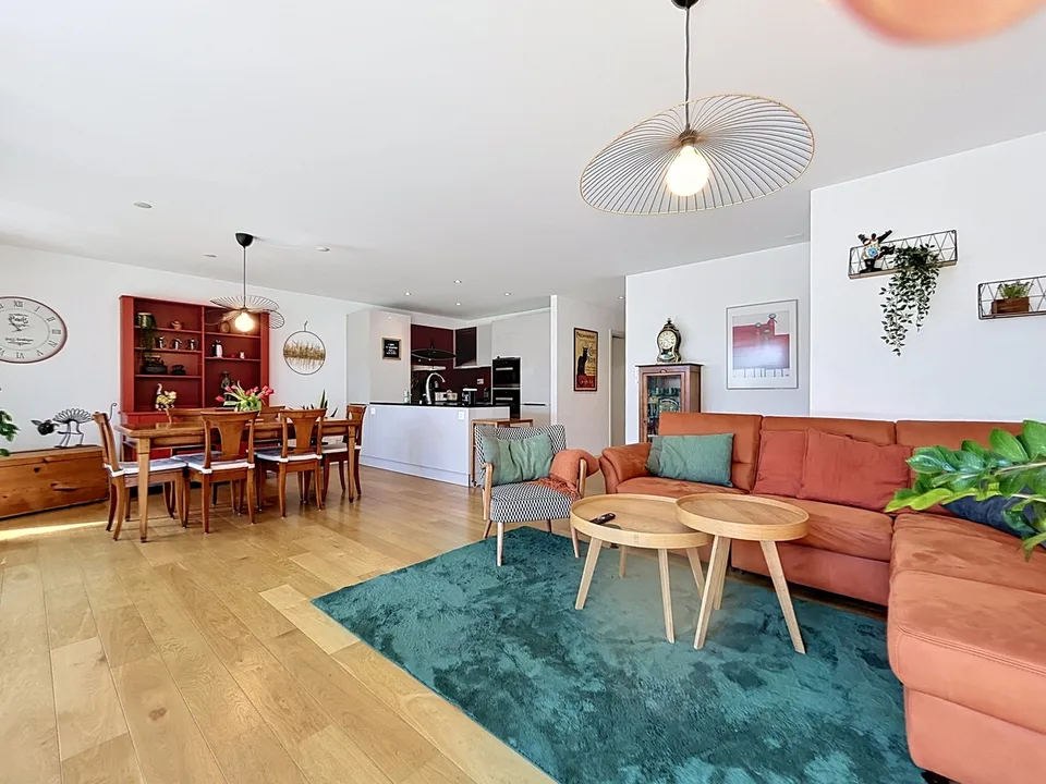 4.5 room ground floor apartment with large garden