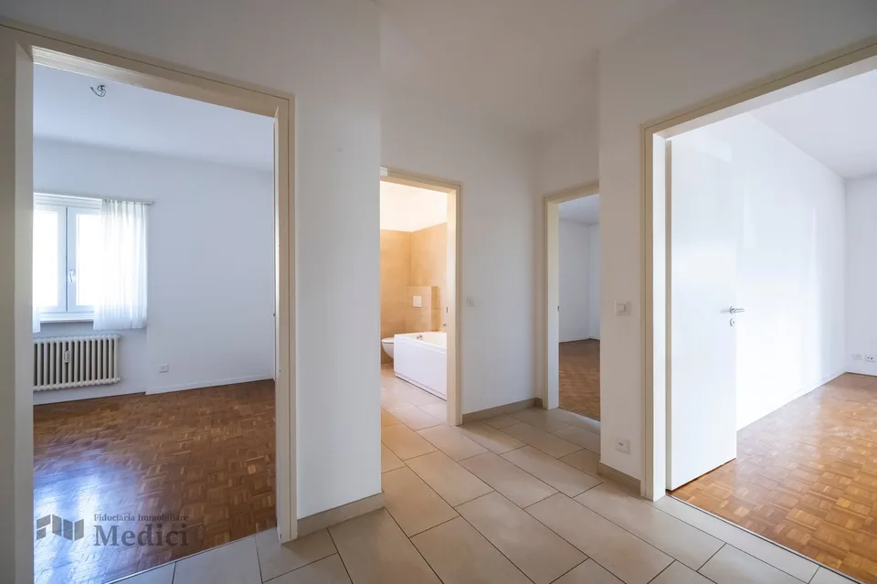 THREE-ROOM APARTMENT COMPLETELY RENOVATED IN MENDRISIO CENTER