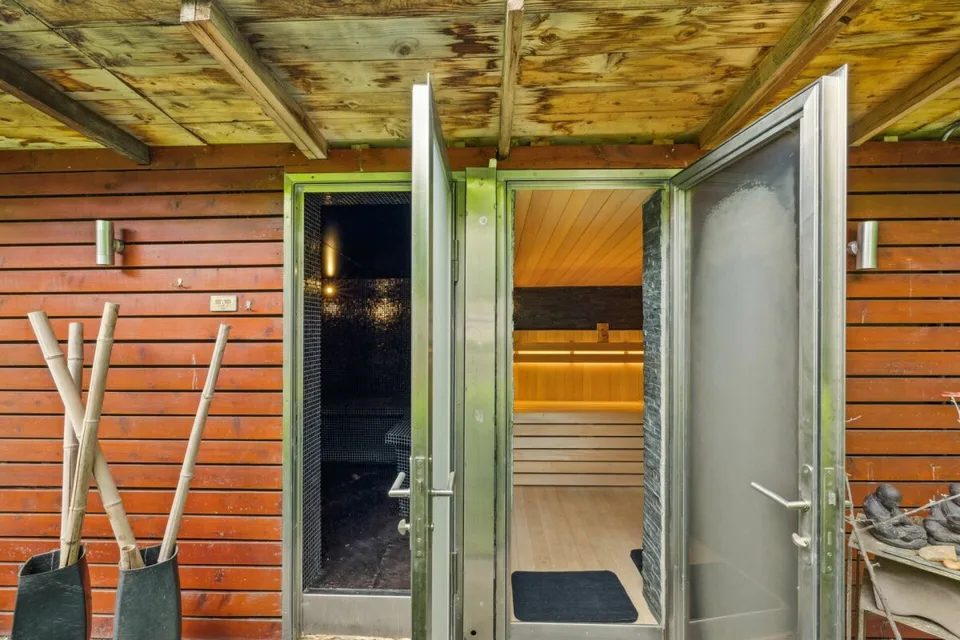 Luxus und Natur zwei Schritte vom Zentrum entfernt - Private contemporary Villa in Grand-Lancy – Foto 6 von 17