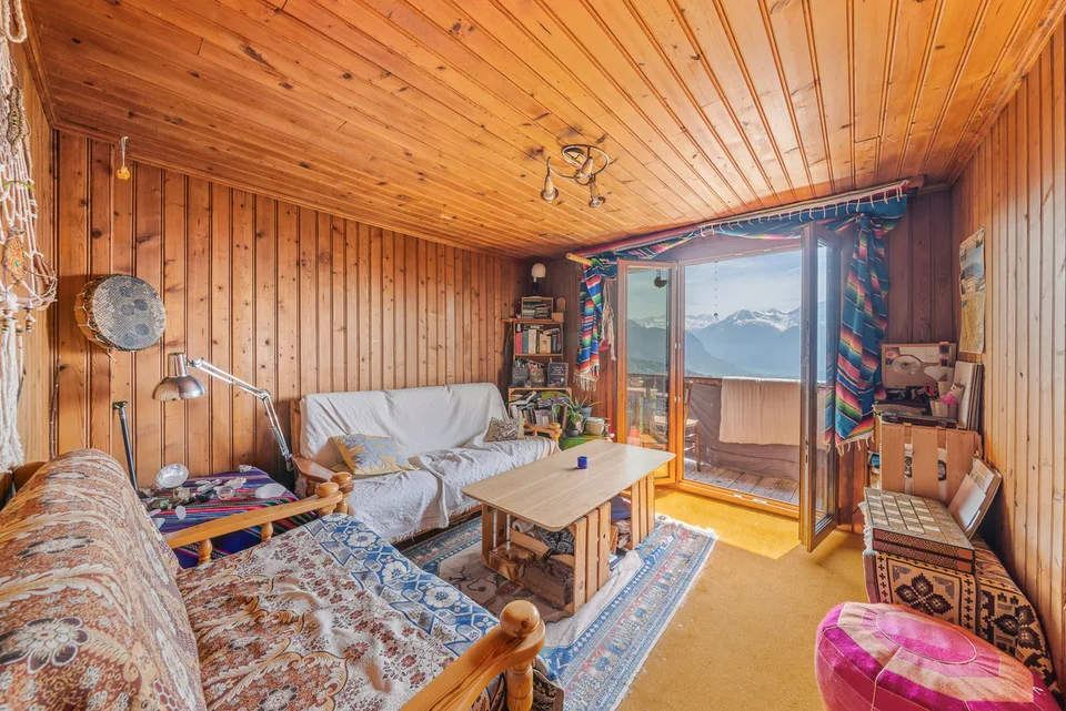 Chalet di rendita - 3 alloggi indipendenti da ristrutturare in parte Vista panoramica & forte potenziale locativo – foto 9 di 13
